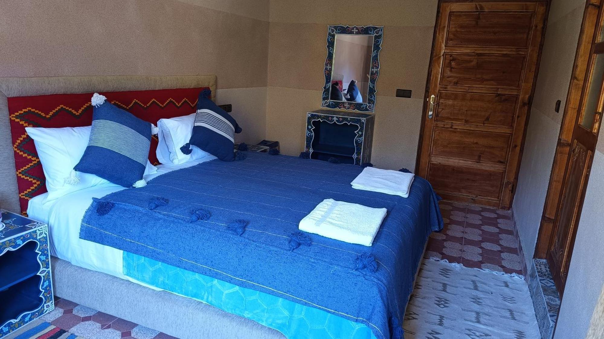 Riad Otos Views امليل الغرفة الصورة