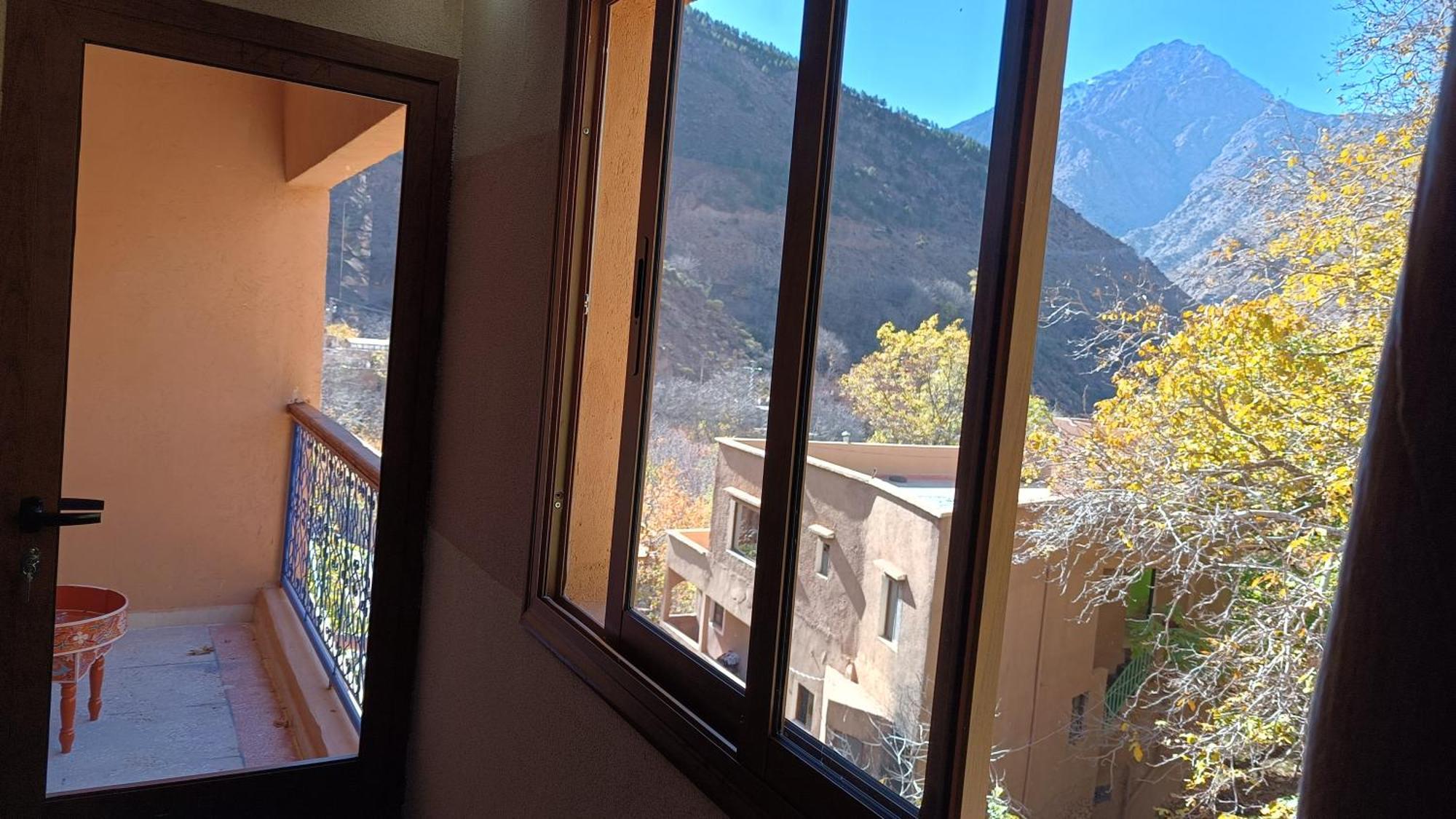 Riad Otos Views امليل الغرفة الصورة